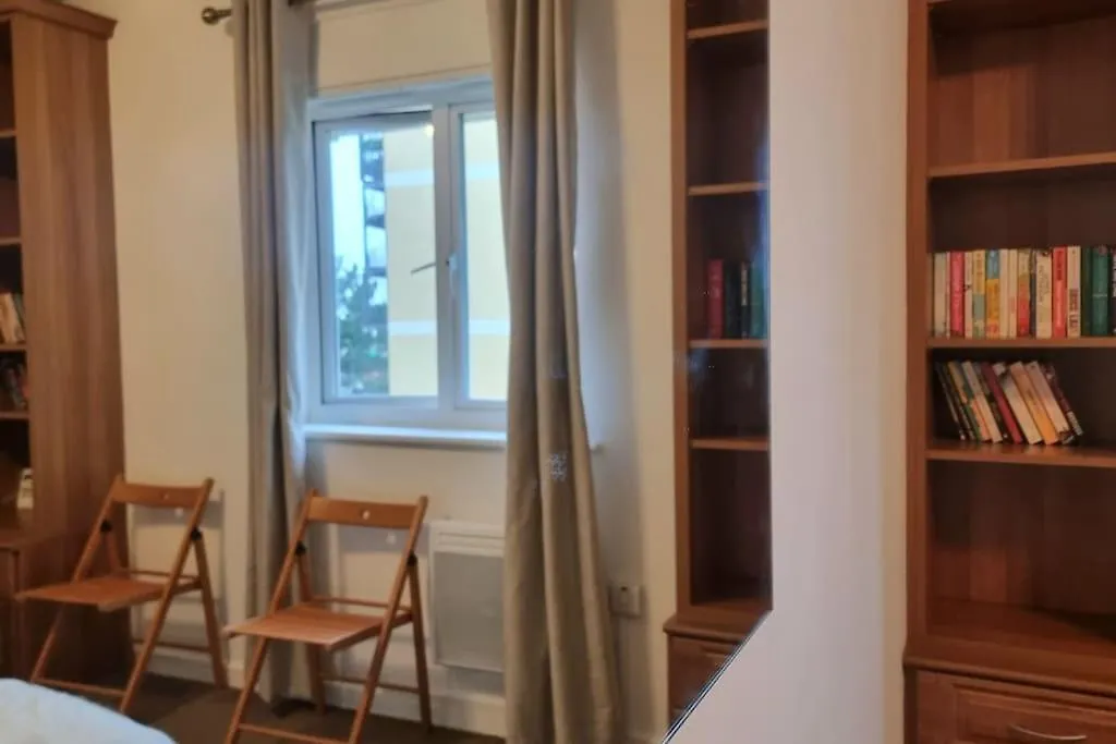 Apartment Specious Parkview Apartment, 4 Mins Walk To Underground Ilford United Kingdom